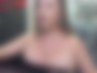 newlisa2018's Live Sex Cam Show
