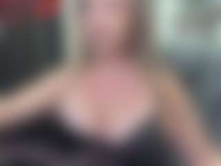 Live cam show with newlisa2018 - Big Tits MILF on Camsoda