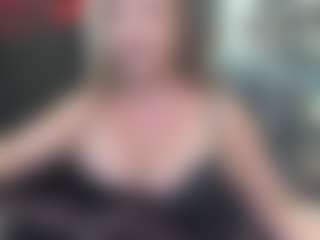 newlisa2018's Live Sex Cam Show