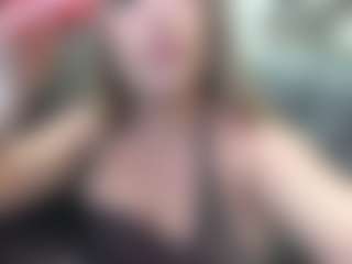 newlisa2018's Live Sex Cam Show