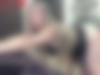 newlisa2018's Live Sex Cam Show