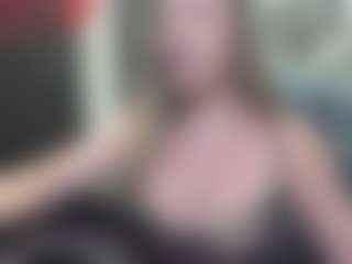 newlisa2018's Live Sex Cam Show