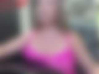 newlisa2018's Live Sex Cam Show