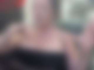 newlisa2018's Live Sex Cam Show