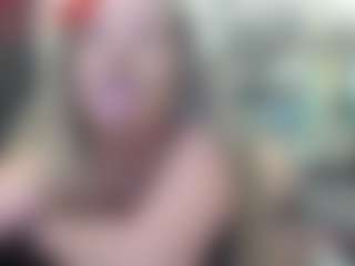 newlisa2018's Live Sex Cam Show