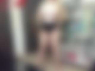 newlisa2018's Live Sex Cam Show