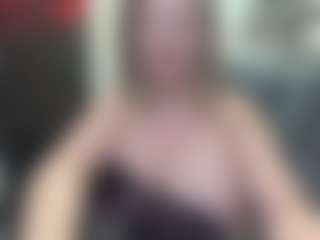 newlisa2018's Live Sex Cam Show