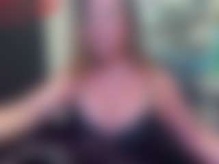 newlisa2018's Live Sex Cam Show