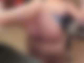newlisa2018's Live Sex Cam Show