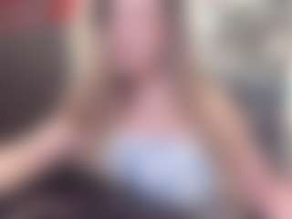 newlisa2018's Live Sex Cam Show