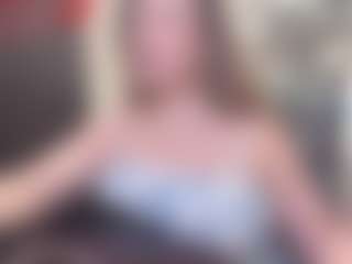 newlisa2018's Live Sex Cam Show