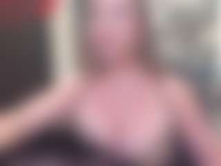 newlisa2018's Live Sex Cam Show