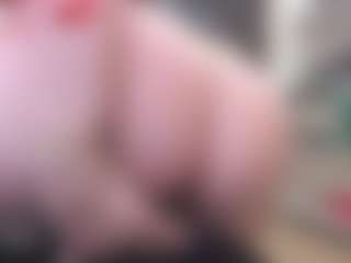newlisa2018's Live Sex Cam Show