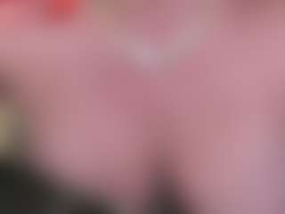 Live cam show with newlisa2018 - Flirt MILF on Camsoda