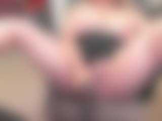 newlisa2018's Live Sex Cam Show