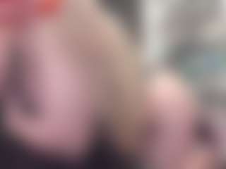 newlisa2018's Live Sex Cam Show