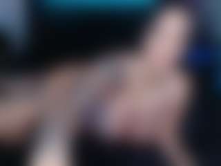 Christina Luvvs Live-Sex-Cam-Show