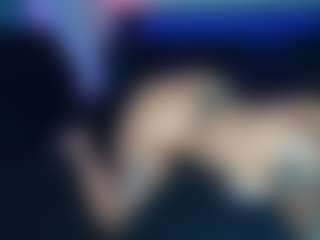 Live cam show with Christina Luvv - Brown Hair on Streamer API
