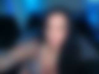 Live cam show with Christina Luvv - Bedroom Ebony on Camming Site