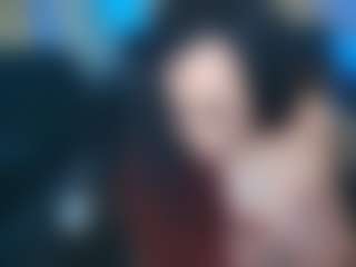 Live cam show with Christina Luvv - Queer on CamClone