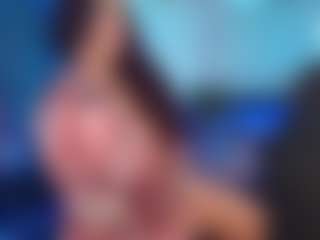 Live cam show with Christina Luvv - Brown Eyes Ebony on xDating