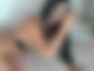 Live cam show with julycorreax - Brown Hair on boobsie.com