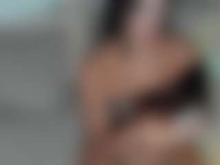 julycorreax's Live Sex Cam Show