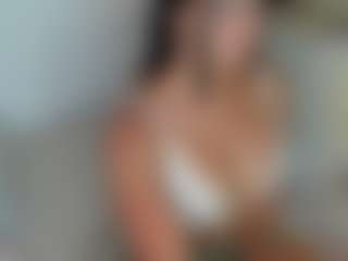 Live cam show with julycorreax - Bedroom on justonemore.cc