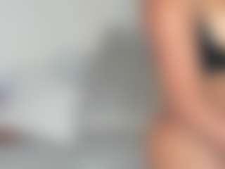 julycorreax's Live Sex Cam Show