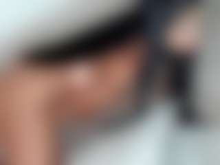 julycorreax's Live Sex Cam Show