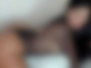 Live cam show with julycorreax - Latina on Camsoda | colombia