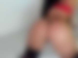 julycorreax's Live Sex Cam Show