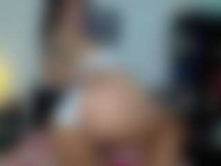toothyy's Live Sex Cam Show