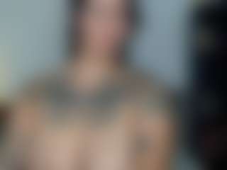 toothyy's Live Sex Cam Show