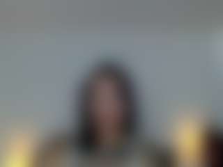toothyy MILF webcam performer live streaming