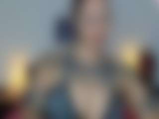 toothyy MILF webcam performer live streaming