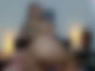 toothyy MILF webcam performer live streaming