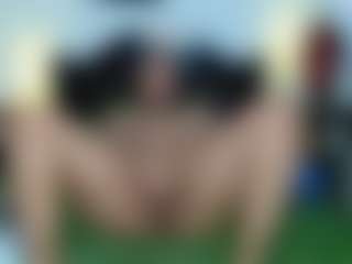 toothyy's Live Sex Cam Show