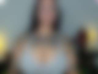 toothyy MILF webcam performer live streaming