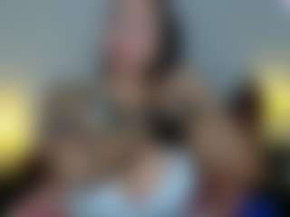 toothyy MILF webcam performer live streaming