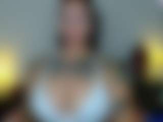 toothyy MILF webcam performer live streaming