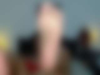 toothyy's Live Sex Cam Show