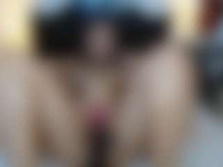 toothyy's Live Sex Cam Show