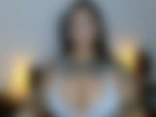 Spettacolo in cam dal vivo con toothyy - Lovely Brown Hair su Camsoda