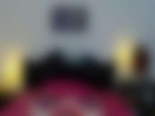 toothyy MILF webcam performer live streaming