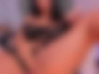 Live cam show with leahjones - Bikini on Dare Cams