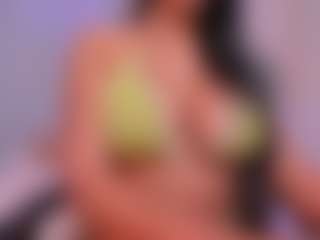 Live cam show with leahjones - Thick on Camsoda