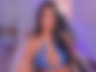 Live cam show with leahjones - Thick on intimatelivegirls.com