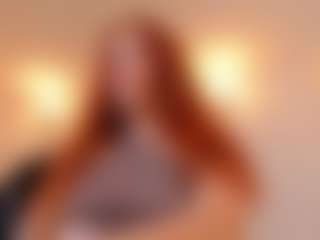 Mia Farrell's Live Sex Cam Show