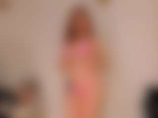 Live cam show with Mia Farrell - Camel Toe on instabang